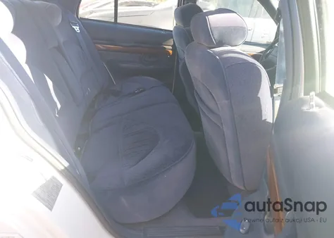 1996 Mercury Grand Marquis Ls/Bayshore z USA, uszkodzony, nr VIN 2MELM75W9TX611768